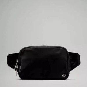 New Womens Lululemon Athletica‎ Everywhere Belt Bag 1L Large (Black) (LU9B11S)